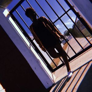 Meet your Posher, Joya